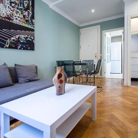 Apartamentos Dali Мадрид Екстер'єр фото