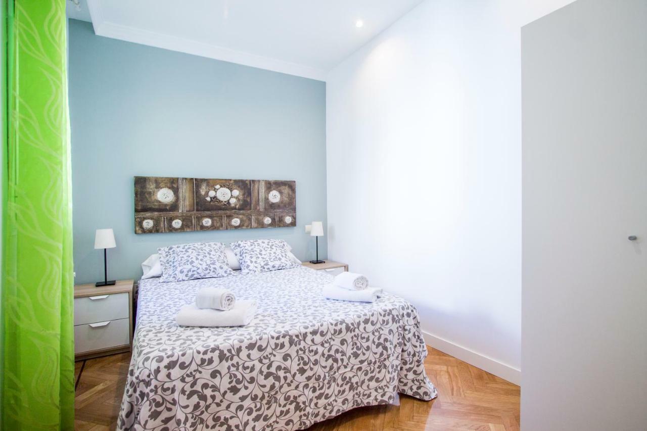 Apartamentos Dali Мадрид Екстер'єр фото